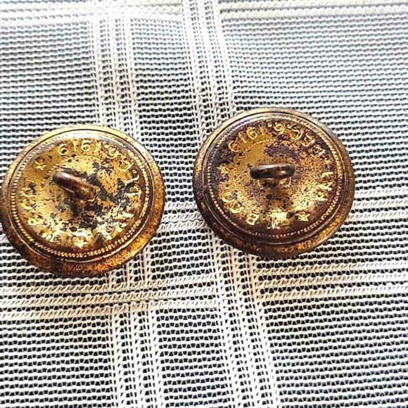 Old American Legion Buttons Dated 1919. - 2 - Picture 4 of 5